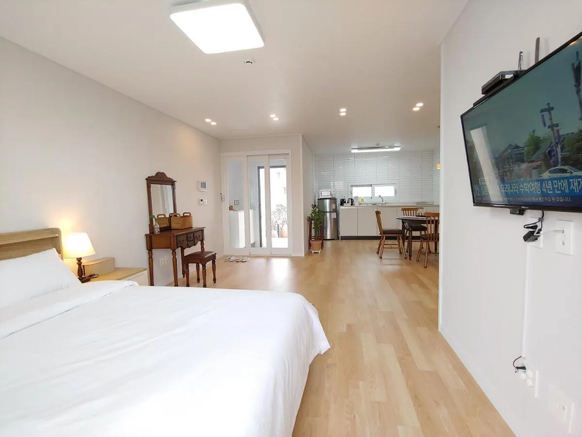 Landhaus Viravi Stay Jeju
